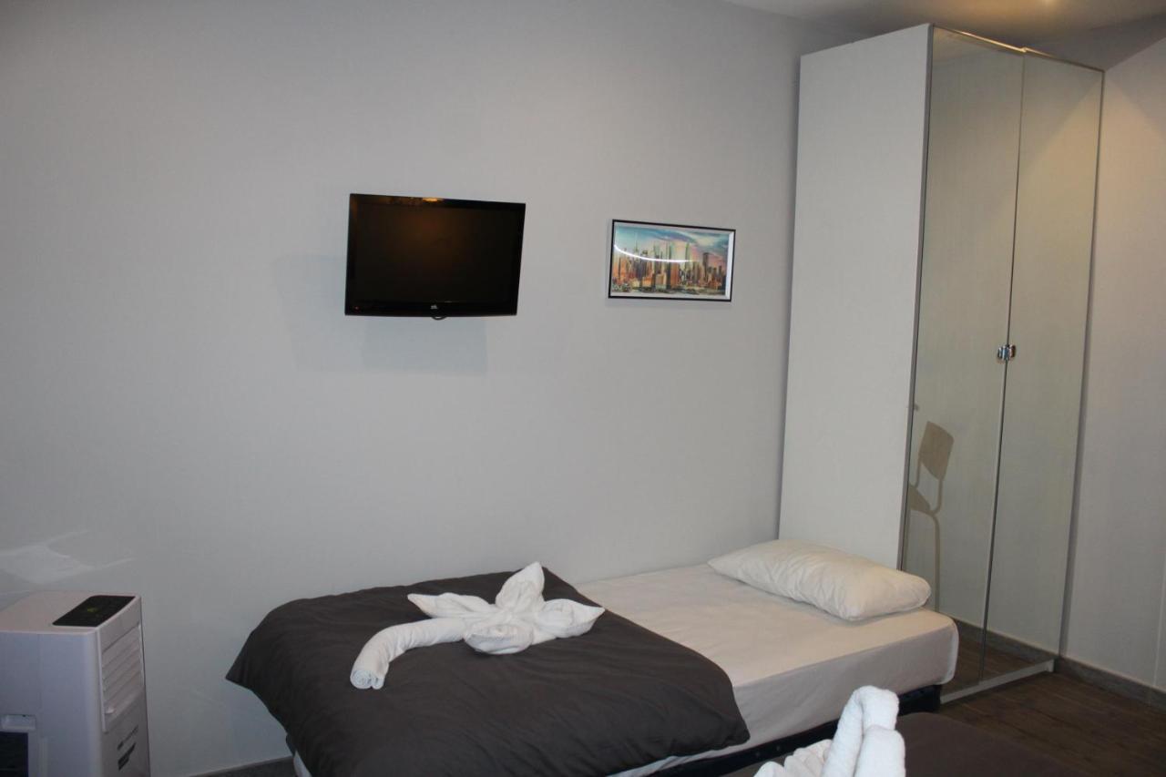 Bcn Condal Hostal — Photos 2