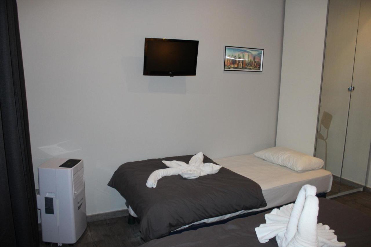Bcn Condal Hostal — Photos 3